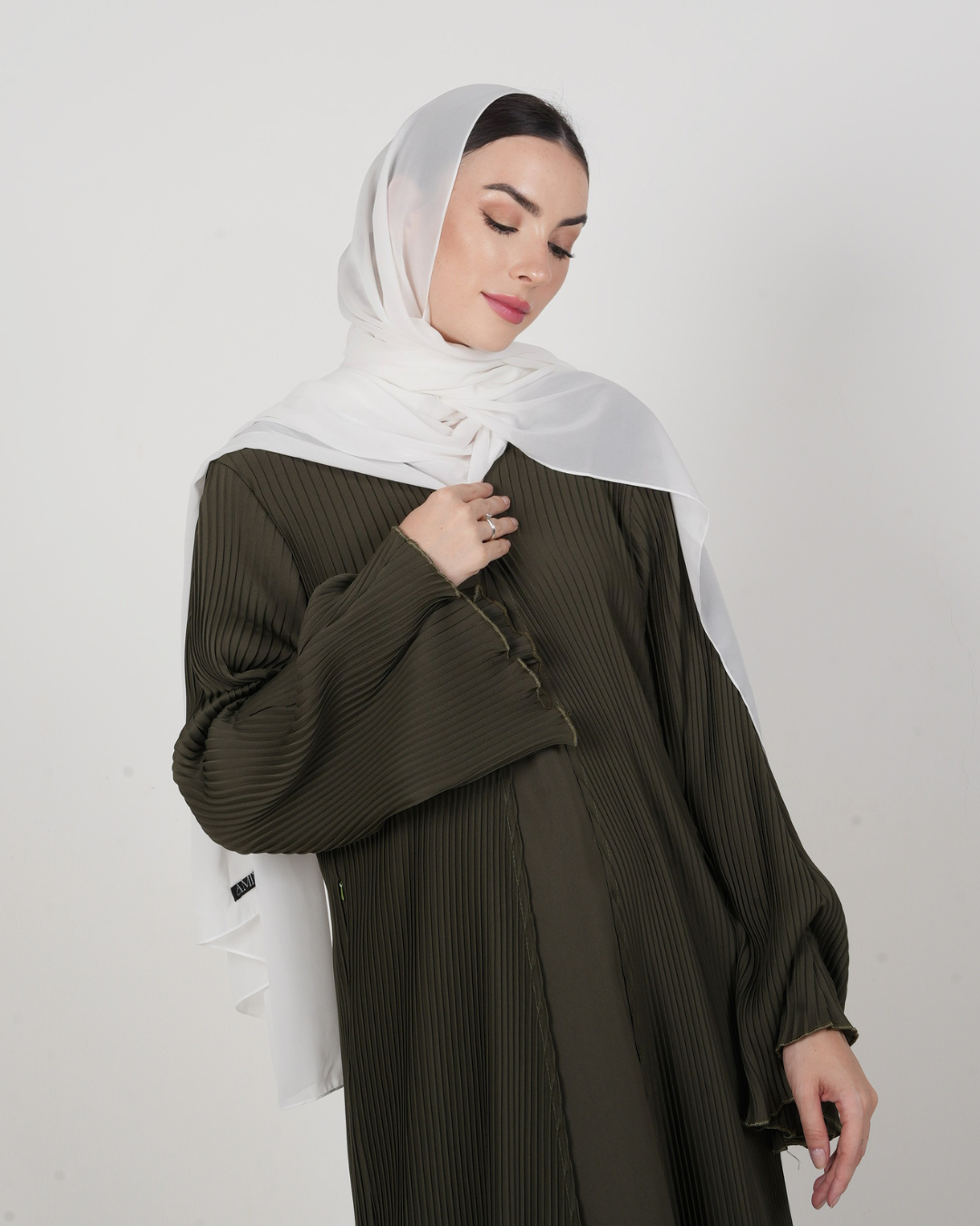 Salma's Pleated Abaya